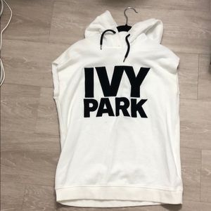 Ivy park pull over vest
